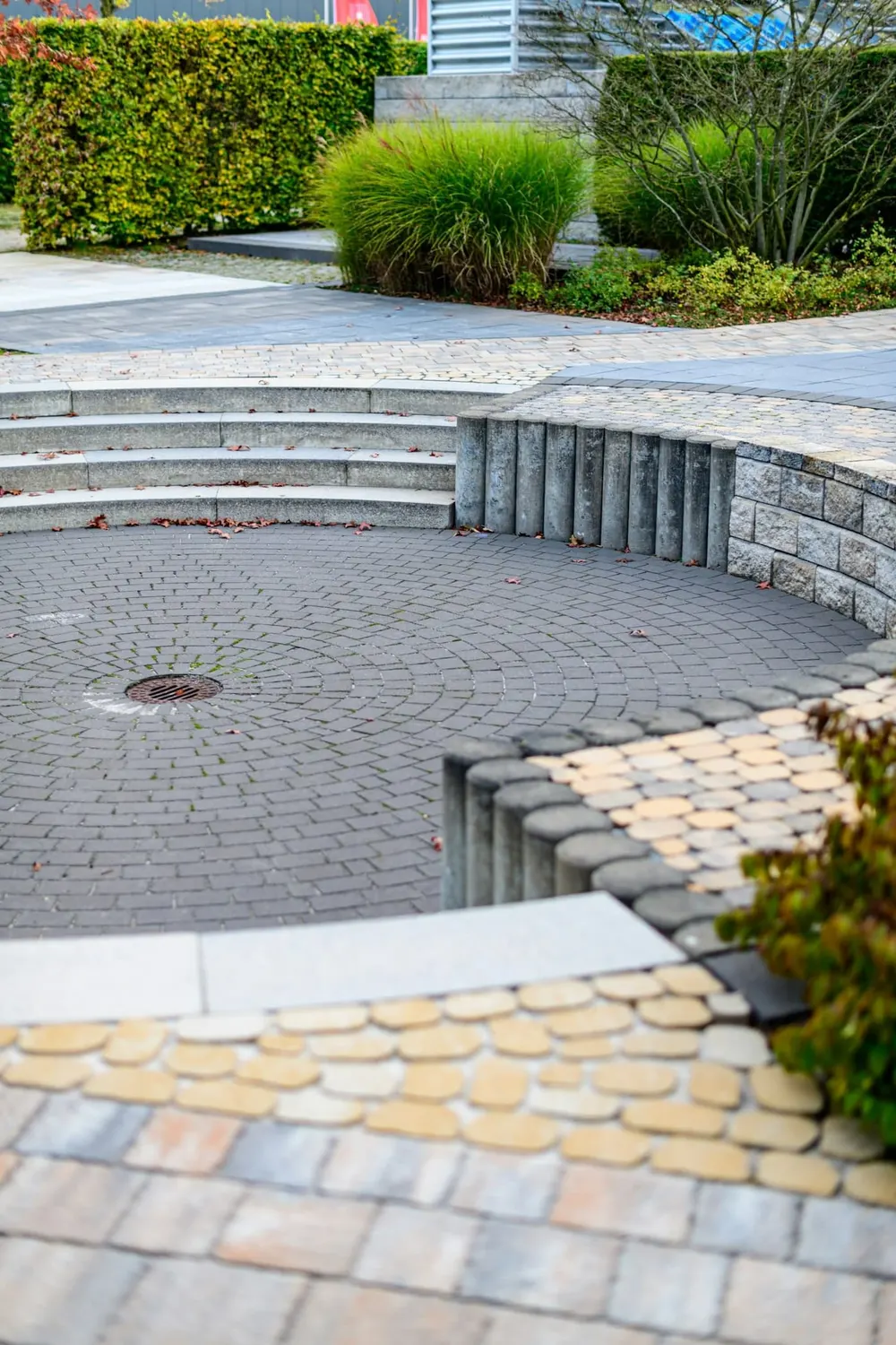 Paver patio with a running-bond pattern and a soldier-course border